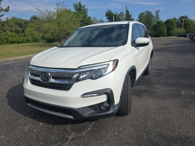 2019 Honda Pilot EX-L w/Navigation and Rear Entertainment System