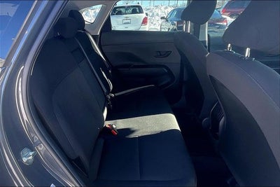 2025 Hyundai Kona SE