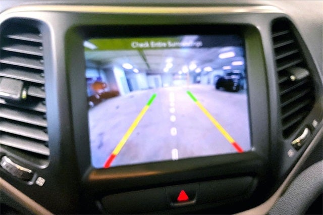 2016 Jeep Cherokee Altitude