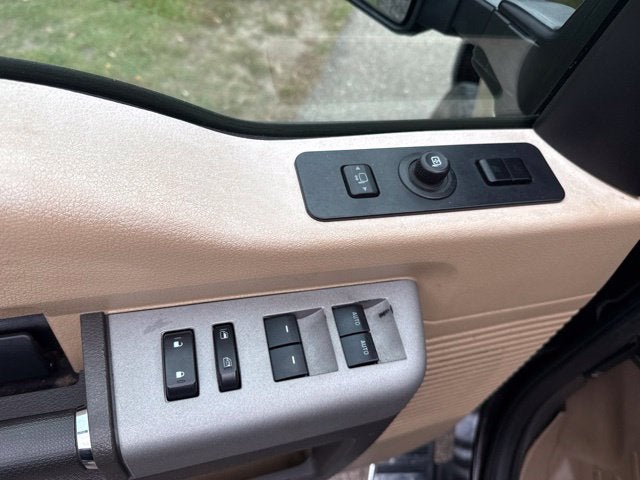 2013 Ford F-350SD Lariat