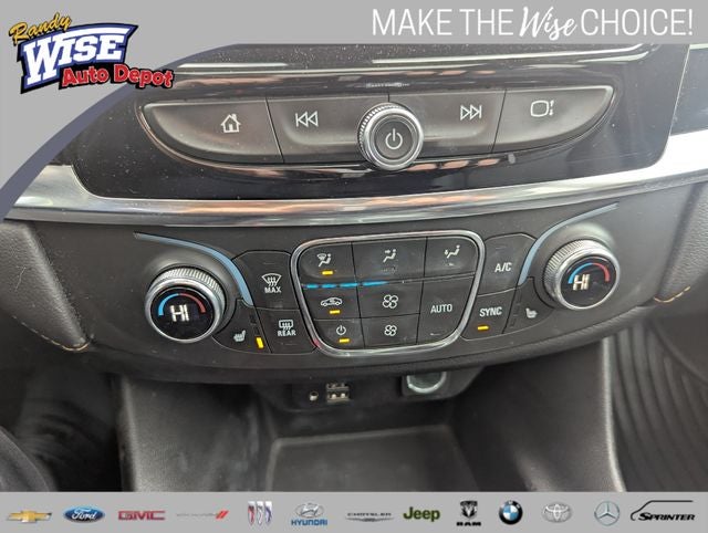 2021 Chevrolet Traverse LT Leather