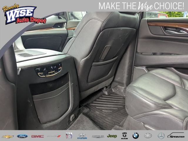 2018 Cadillac Escalade Luxury