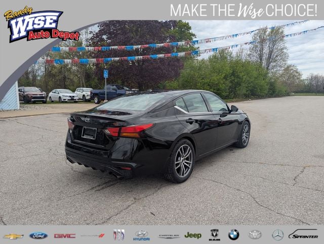 2023 Nissan Altima 2.5 SR