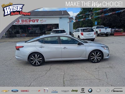 2022 Nissan Altima 2.5 SR
