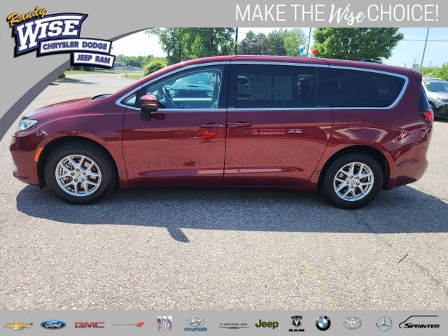 2023 Chrysler Pacifica Touring L