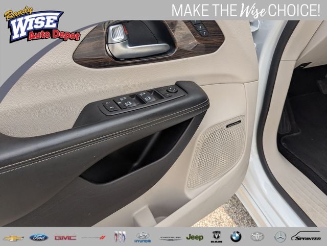 2022 Chrysler Pacifica Limited