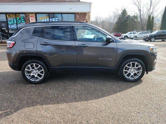 2022 Jeep Compass Latitude Lux