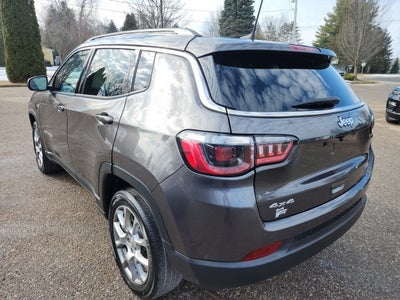 2022 Jeep Compass Latitude Lux