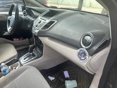 2013 Ford Fiesta SE